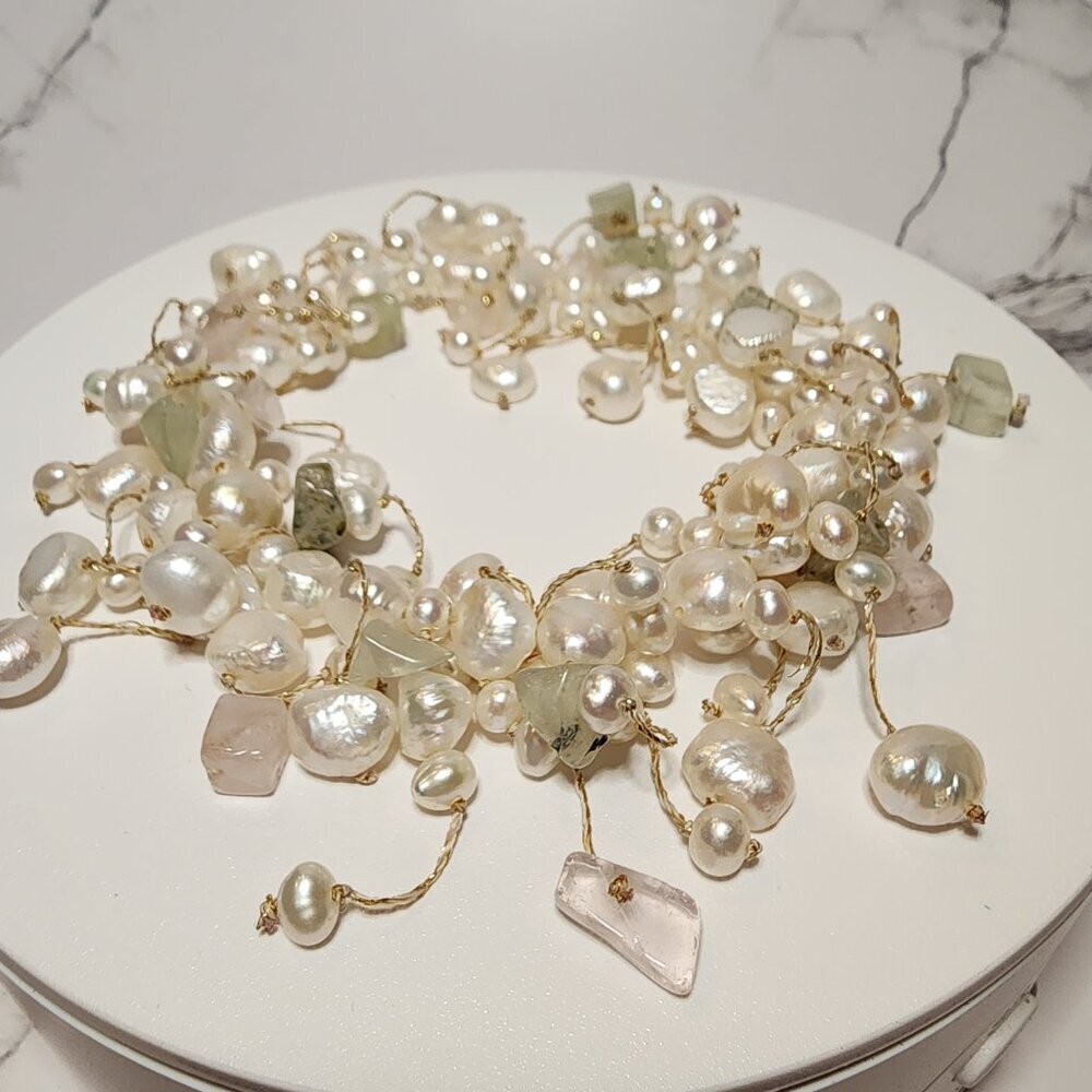 White Pearl Stretch Gold Tone Wire Bracelet - Picture 4 of 4
